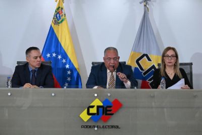 Venezuela planeja nacionalizar habitantes de território disputado com Guiana