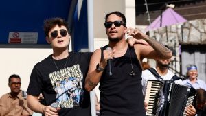 PH &amp; Michel lançam o single "Dona Onça" e abrem as portas do novo DVD "No Ponto com PH &amp; Michel"