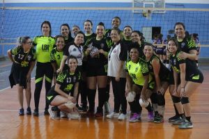 Vôlei feminino: Fênix vence e assume ponta da Copa AVS/Smec