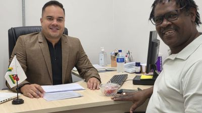 Vereador Thiaguinho de Jesus recebe Mestre Taroba e destaca compromisso com projetos sociais