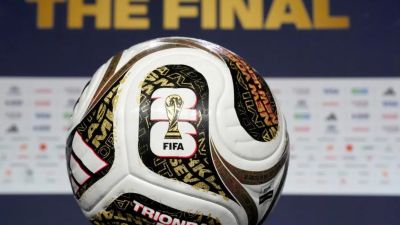 Adidas: ação caminha para tombo recorde após marketing da Copa do Mundo pressionar lucro