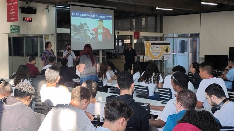Palestras de Educação para o Trânsito reforçam ações do Maio Amarelo