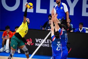 Liga das Nações: Brasil vai às quartas, apesar de revés contra França