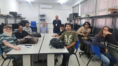Fesc inicia curso gratuito de Manutenção de Micro em parceria com o Senac