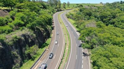 Rodovias da Eixo SP devem receber 950 mil veículos no feriado de 1º de maio