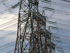 França corre risco de cortes de energia por “alguns dias” neste inverno, diz órgão regulador