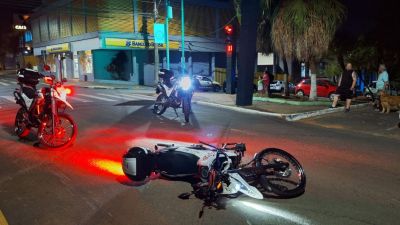 Treinamento da Força Tática recria cenário de crime violento com explosões e tiroteio