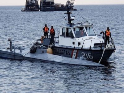 Toneladas de cocaína e dois corpos são encontrados em Submarino na Colômbia