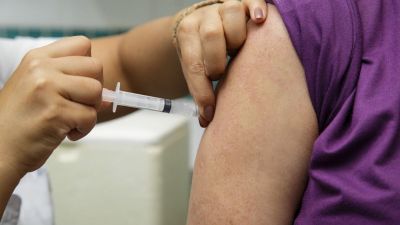 São Carlos já aplicou mais de 62 mil doses da vacina contra a influenza
