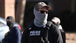 6 em cada 10 imigrantes brasileiros detidos nos EUA pelo ICE são deportados