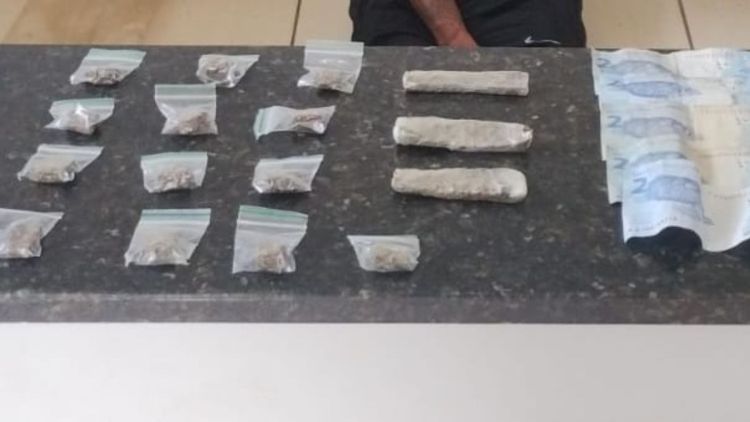 Suspeito tenta fugir, é detido e confessa tráfico na Avenida Dr. Gildeney Carreri