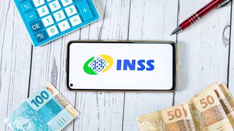 INSS paga 13º a novos aposentados a partir de segunda (24)