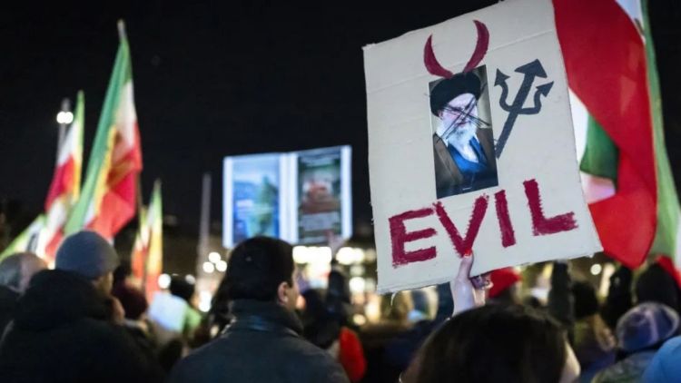 Mortes em protestos no Irã passam de 2,5 mil, diz ONG de direitos humanos