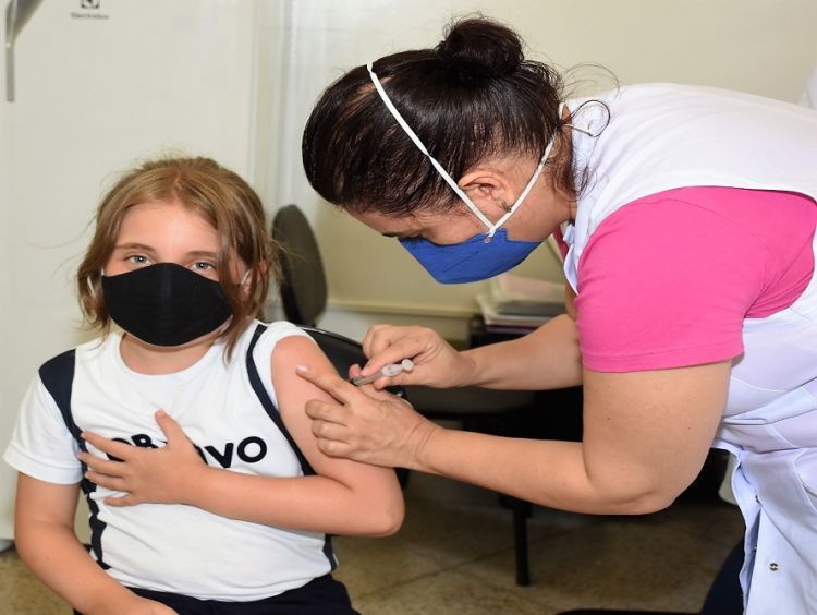Mais de 43 mil pessoas ainda não receberam a primeira dose adicional da vacina contra a covid-19 em São Carlos