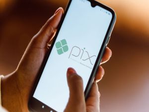 Lei municipal permite pagamento de impostos com PIX em São Carlos