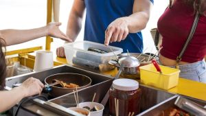 Sebrae Aqui de Araraquara orienta ambulantes sobre regularização e promove oficina gratuita de fluxo de caixa