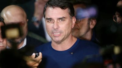Genial/Quaest: maioria dos brasileiros vê responsabilidade de Flávio Bolsonaro no novo tarifaço
