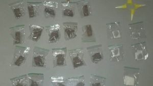 Drogas são encontradas em canal de escoamento após fuga de suspeitos em Ibaté