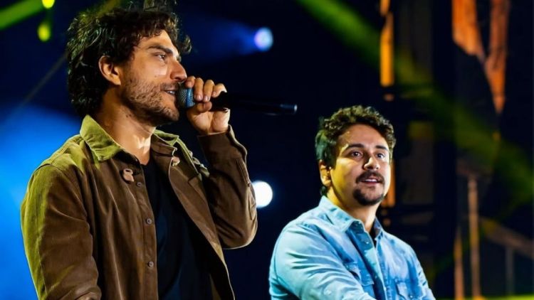 Bruninho &amp; Davi celebram sucesso de "Violada BeD" e iniciam 2026 em alta nos palcos