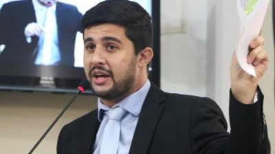 Vereador Bruno Zancheta cobra providências sobre árvores com risco de queda