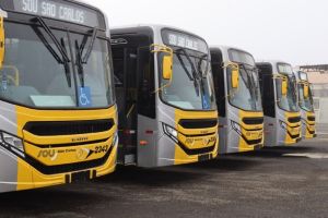 Bandido assalta jovem dentro de ônibus em São Carlos