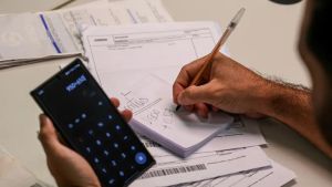 Contas públicas têm déficit primário de R$ 16,4 bilhões em fevereiro